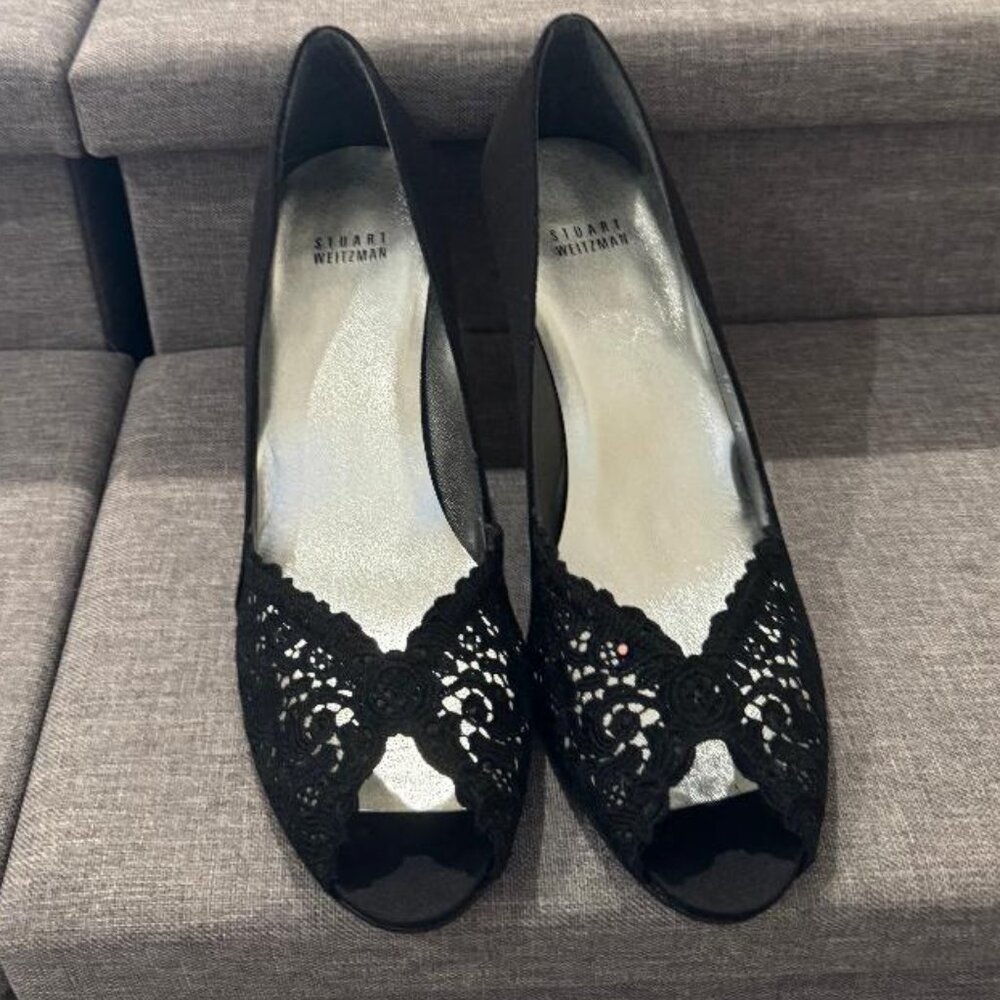 Stuart Weitzman Pep Toe Heels